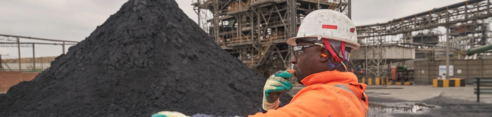 铁合金（铬矿、铬铁及钒）生产与销售业务-嘉能可科技有限公司